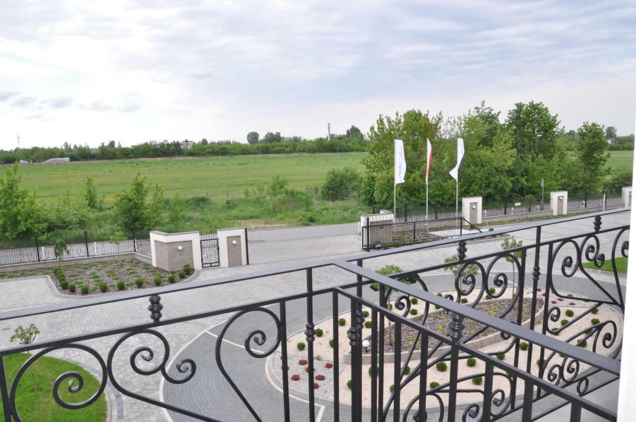 Hotel Lord Radom Kültér fotó